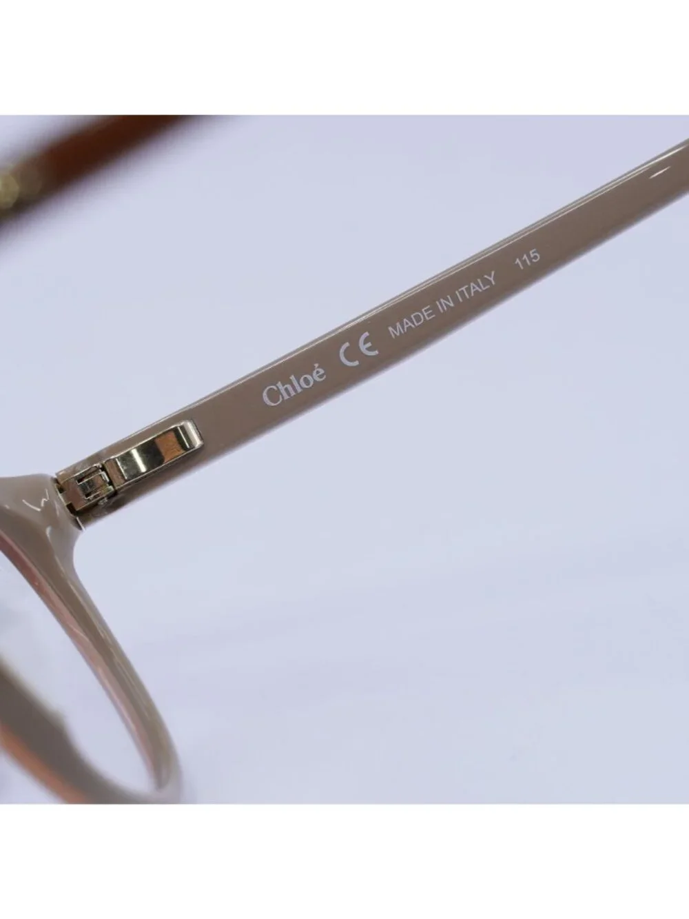 Chloe authentic ce2666